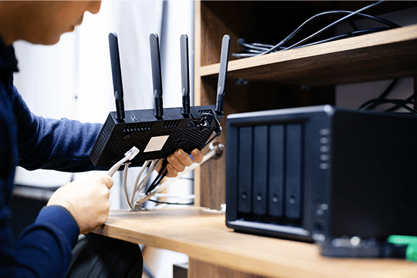 IT worker replacing hardware