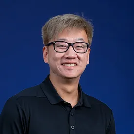 Bob Zhong, Senior Software Engineer, Mobile iOS